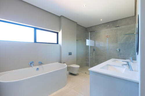 shutterstock_1566549340